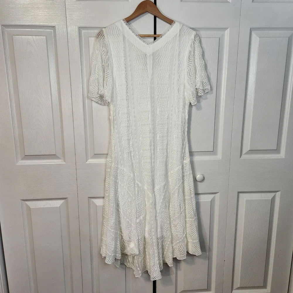 Rabbit Rabbit Rabbit Designs White Chevron Lace Midi Dress Ruffled Hem 18 - Picture 2 of 12